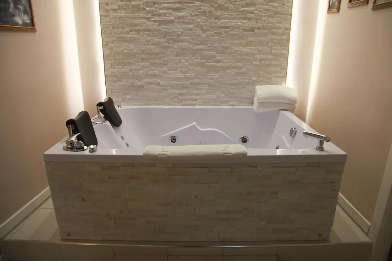 Navona Nice Room Rome 2*,  Italy