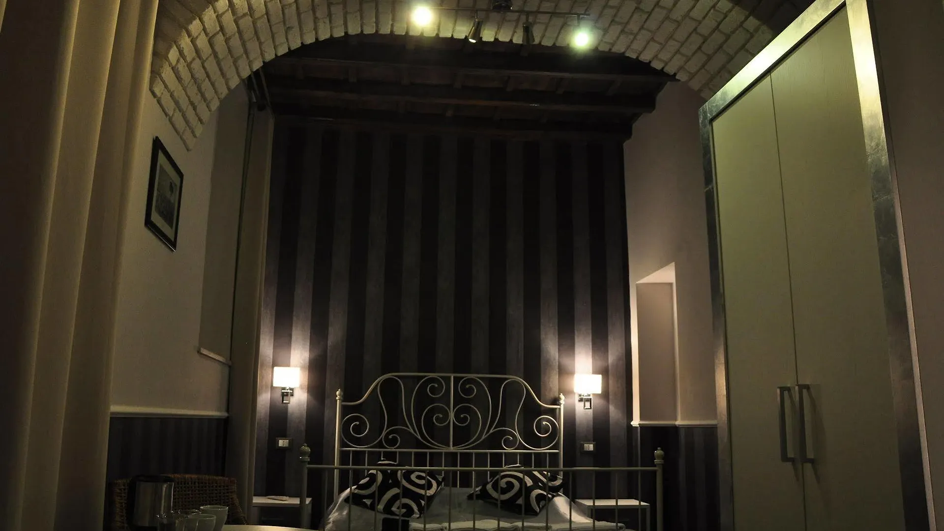 Navona Nice Room Rome Couette-café